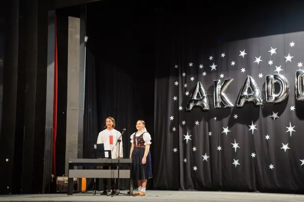 Akadémia
