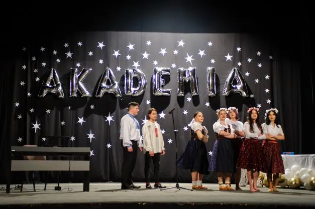 Akadémia