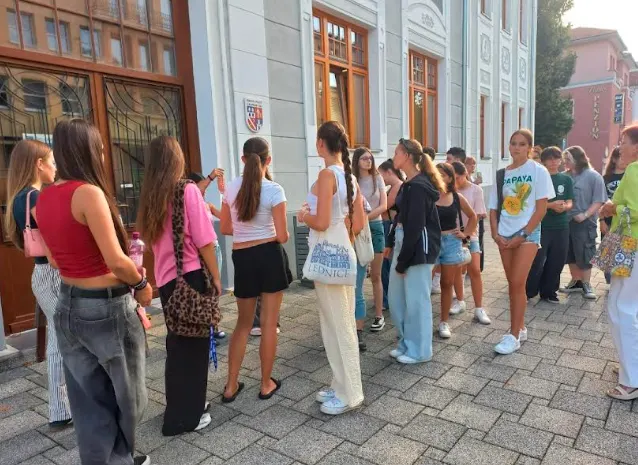 Prváčky na exkurzii SPOZNAJ HISTÓRIU A SÚČASNOSŤ ZVOLENA
