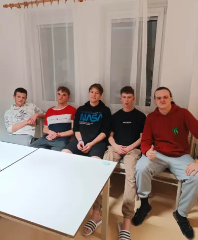 Zábavno-vedomostná súťaž "Milujem svoju zem"