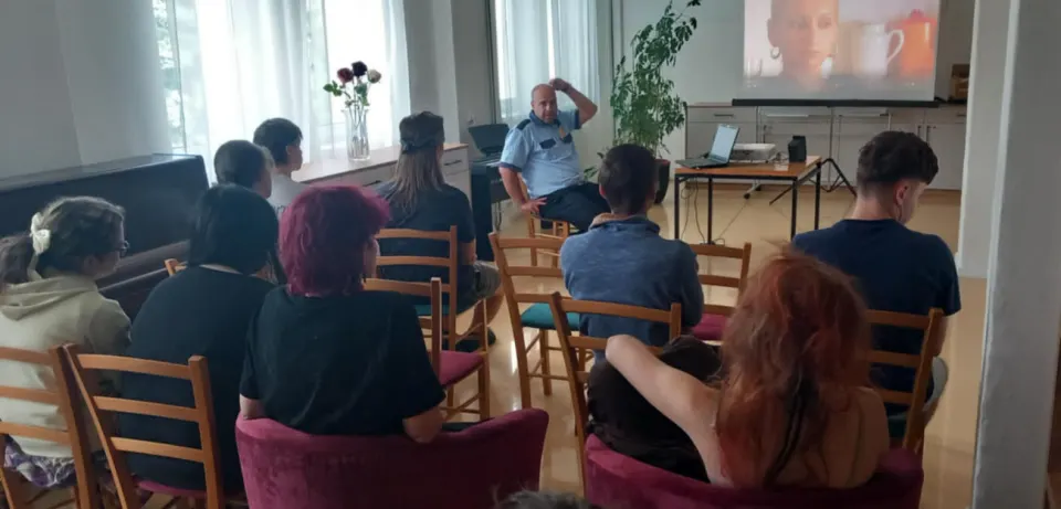 Obchodovanie s ľuďmi