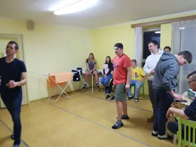 Hod šípkami – fotografia 12