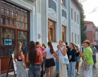 Prváčky na exkurzii SPOZNAJ HISTÓRIU A SÚČASNOSŤ ZVOLENA – fotografia 4