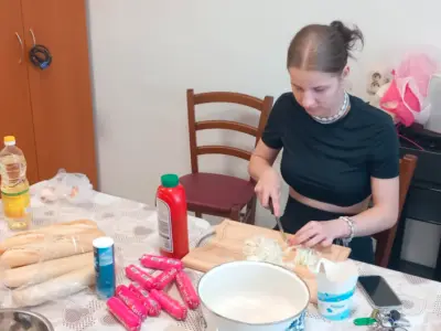 Zapekanka so syrovou omáčkou s hríbami a kečupom – fotografia 2