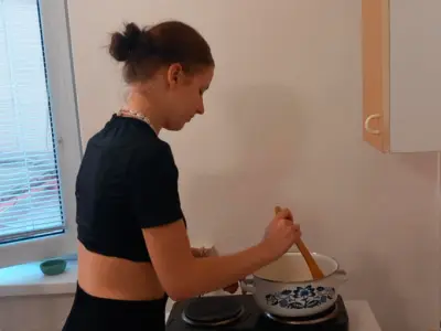 Zapekanka so syrovou omáčkou s hríbami a kečupom – fotografia 3